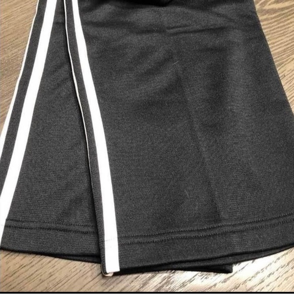 Aasics New with tags Ladies joggers track pants size medium - Picture 5 of 8